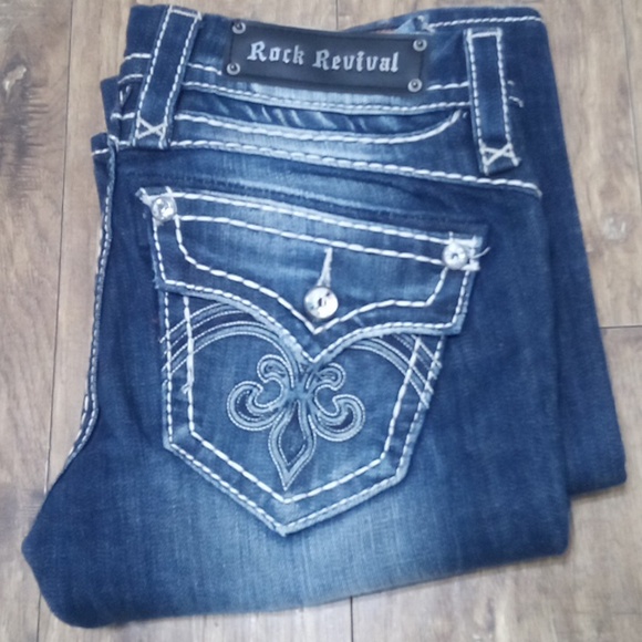Rock Revival Women's 26 Bootcut Sasha Embellished Embroidered NWOT - Picture 2 of 13